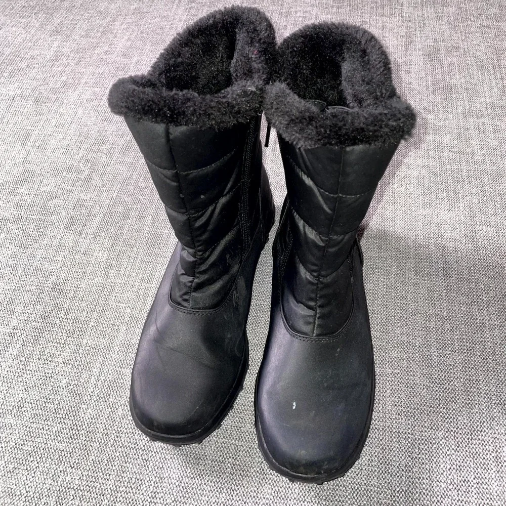 Totes Womens US 7 M Snow Boots Black Faux Fur Lined Side Zipper Weatherproof